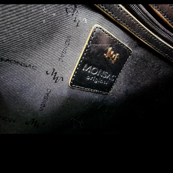 Monsac Women's Black Leather Purse Hangbag w/ Bamboo Handles - Picture 9 of 9